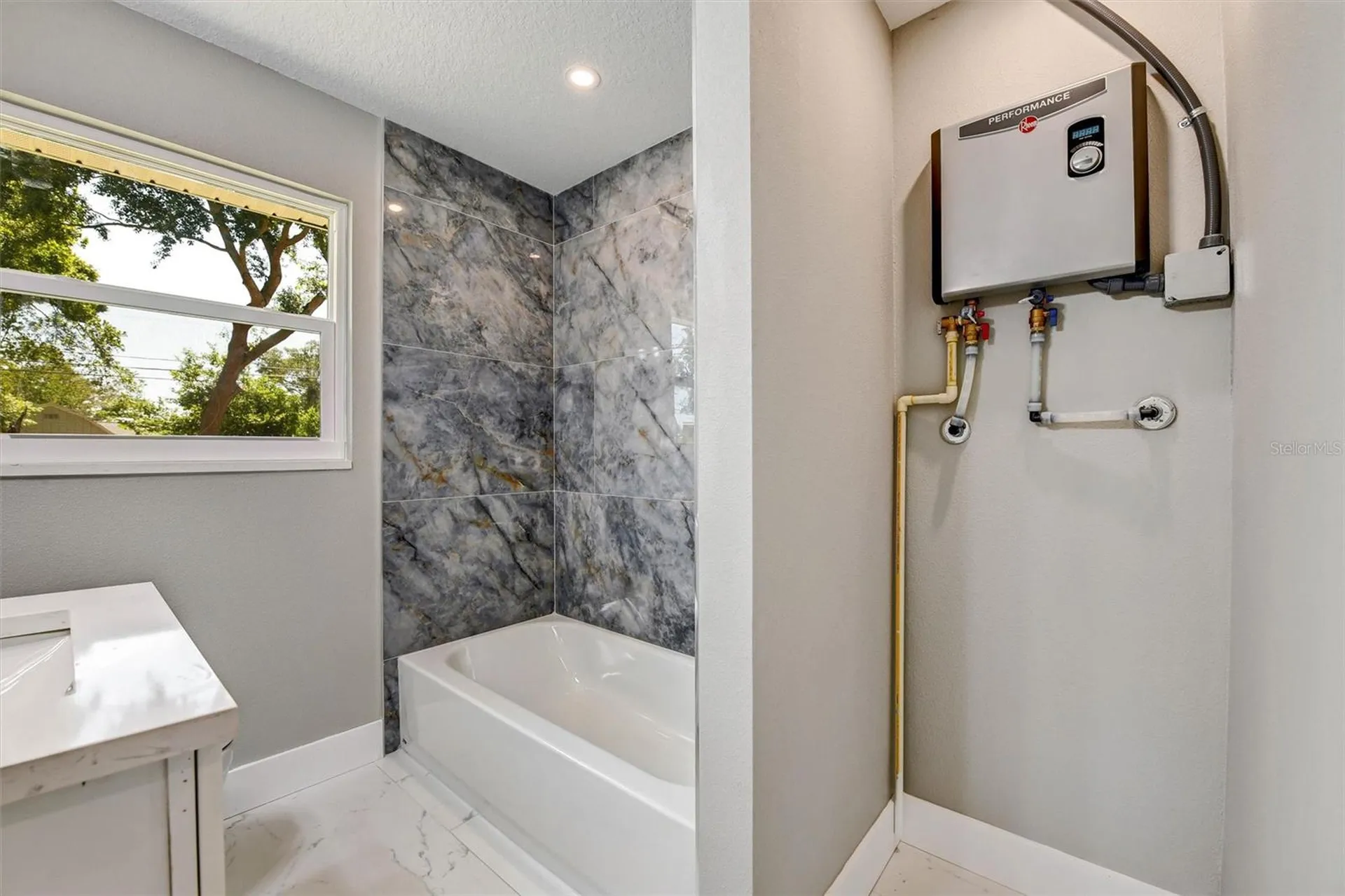1521 S Jefferson Avenue Clearwater FL 33756