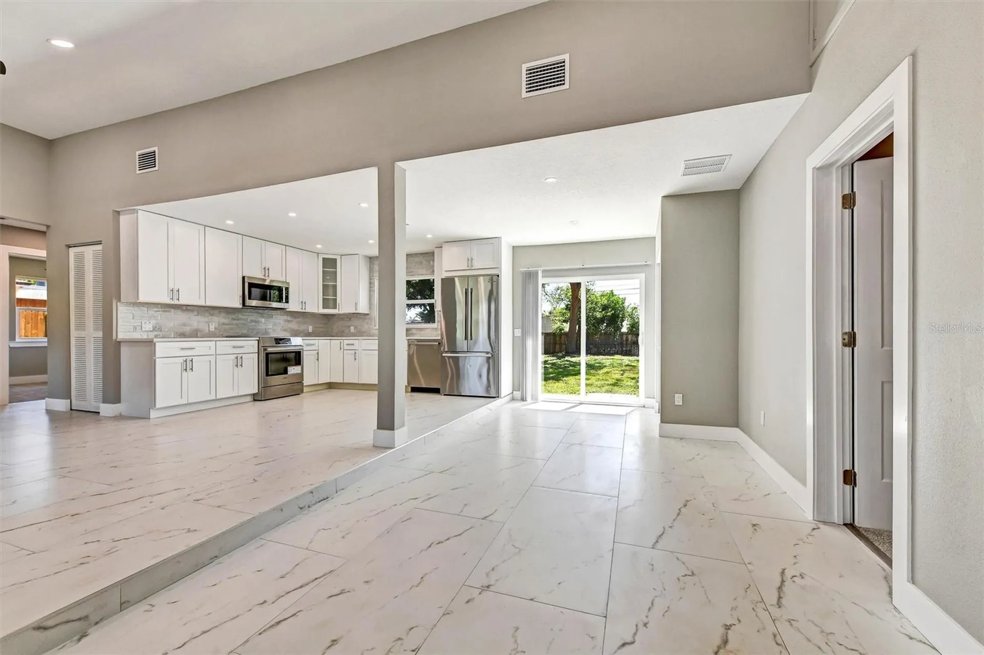 1521 S Jefferson Avenue Clearwater FL 33756
