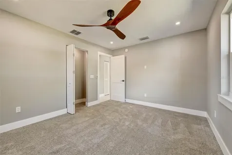 1521 S Jefferson Avenue Clearwater FL 33756