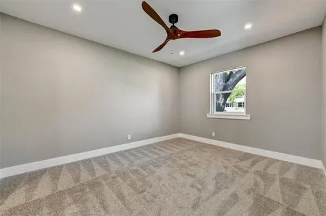 1521 S Jefferson Avenue Clearwater FL 33756