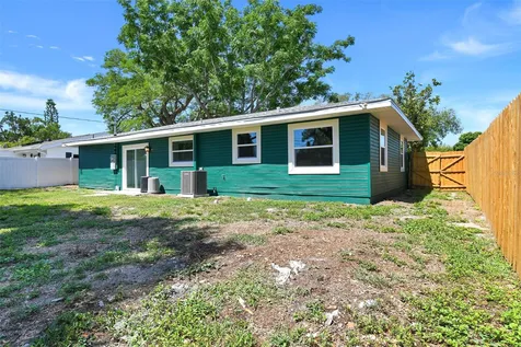 1521 S Jefferson Avenue Clearwater FL 33756