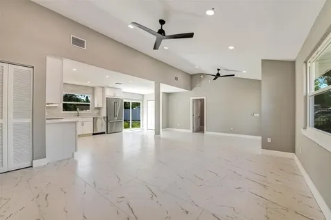 1521 S Jefferson Avenue Clearwater FL 33756