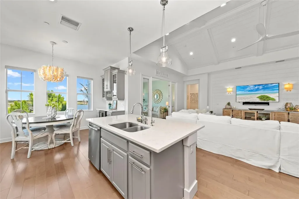 271 Saint Lucia Drive Bradenton FL 34209