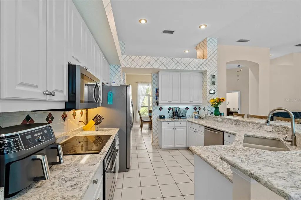 9211 12th Avenue NW Bradenton FL 34209