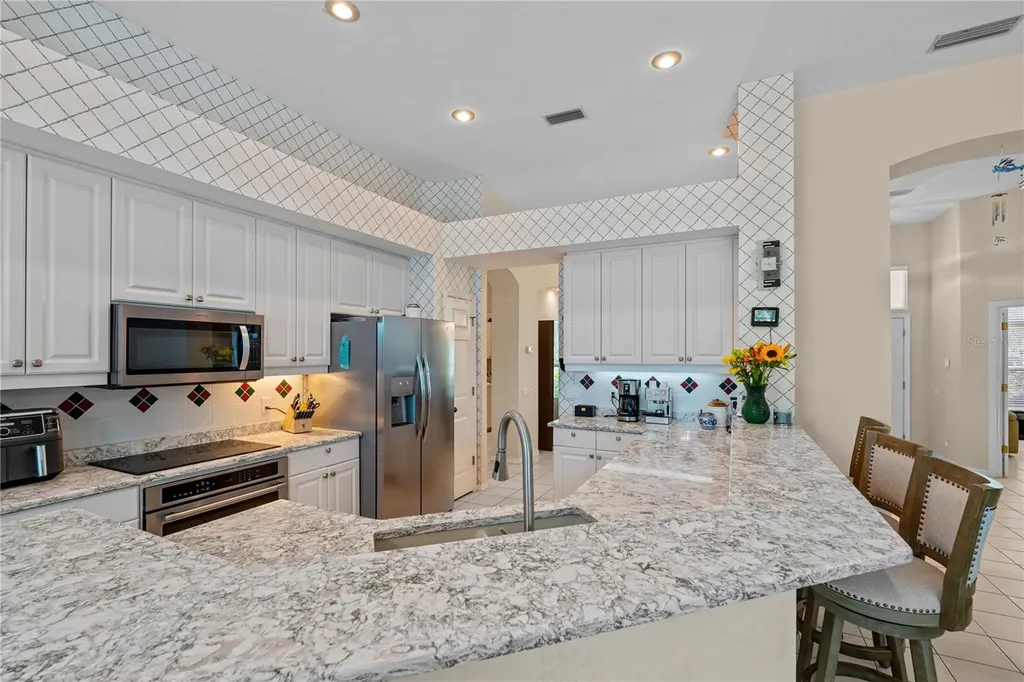 9211 12th Avenue NW Bradenton FL 34209