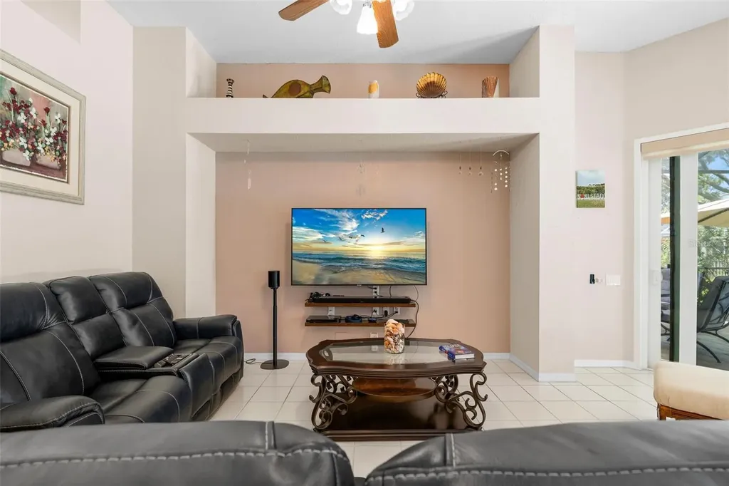 9211 12th Avenue NW Bradenton FL 34209