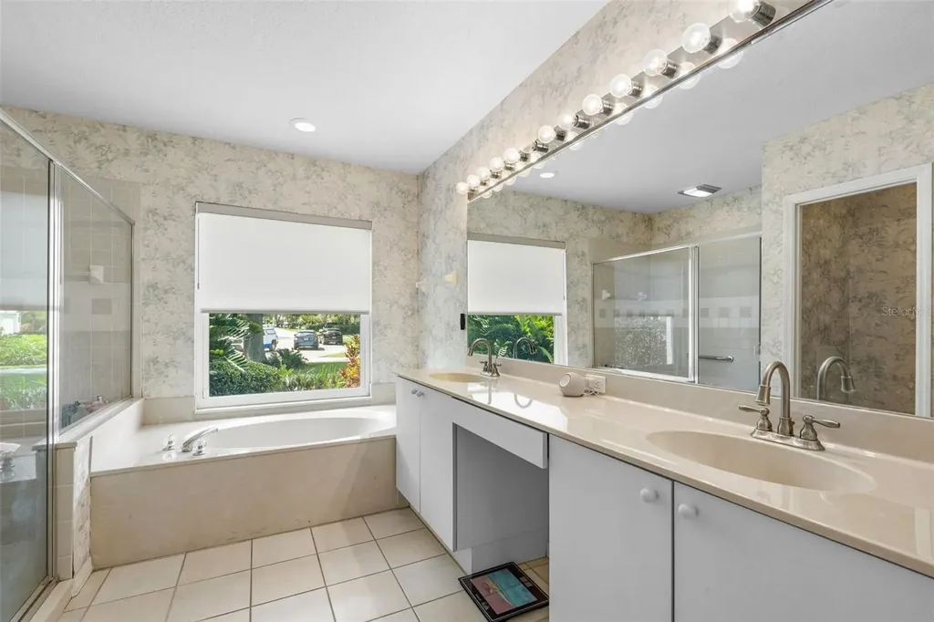 9211 12th Avenue NW Bradenton FL 34209