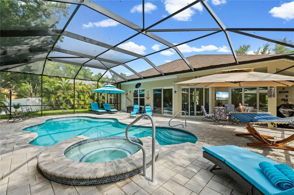 9211 12th Avenue NW Bradenton FL 34209