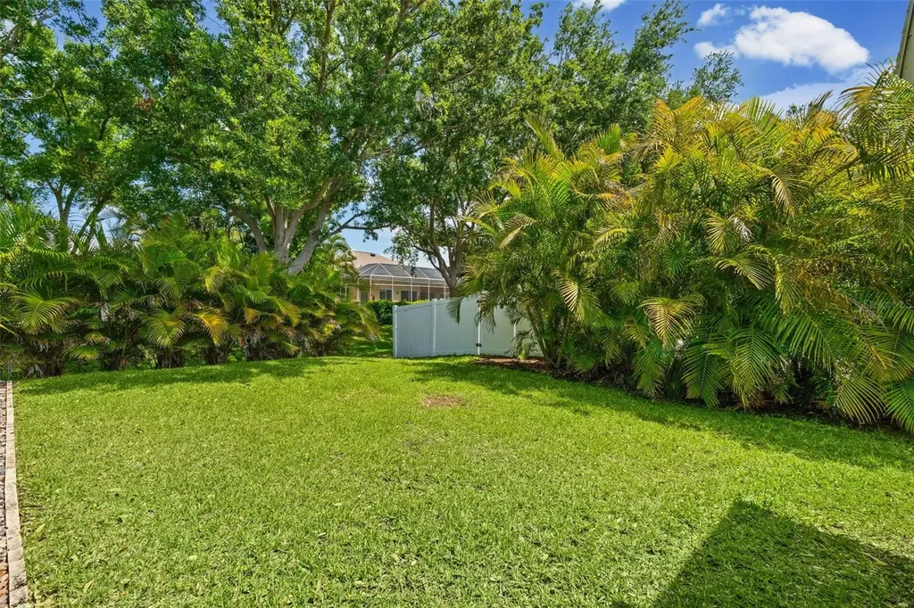 9211 12th Avenue NW Bradenton FL 34209