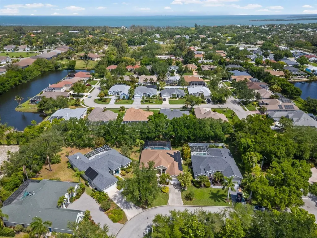9211 12th Avenue NW Bradenton FL 34209