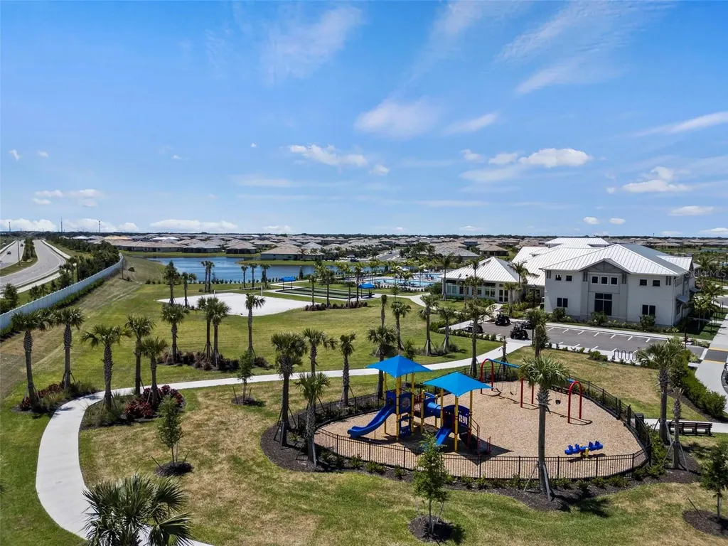 5514 Tidal Breeze Cove Bradenton FL 34211