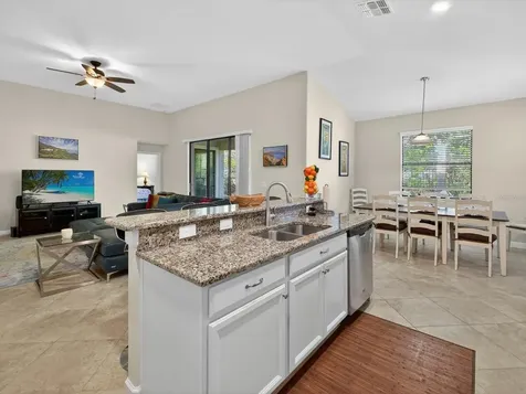1300 Gleneagles Lane Davenport FL 33896