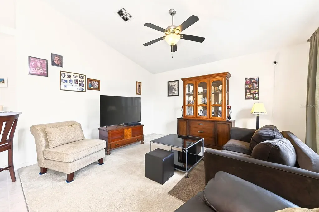 416 Lakeview Road Kissimmee FL 34759