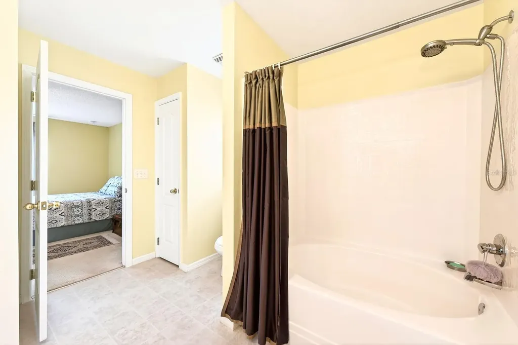 416 Lakeview Road Kissimmee FL 34759