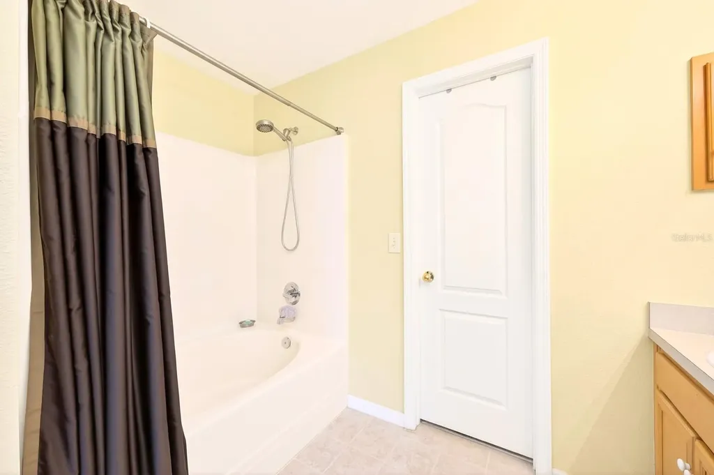 416 Lakeview Road Kissimmee FL 34759