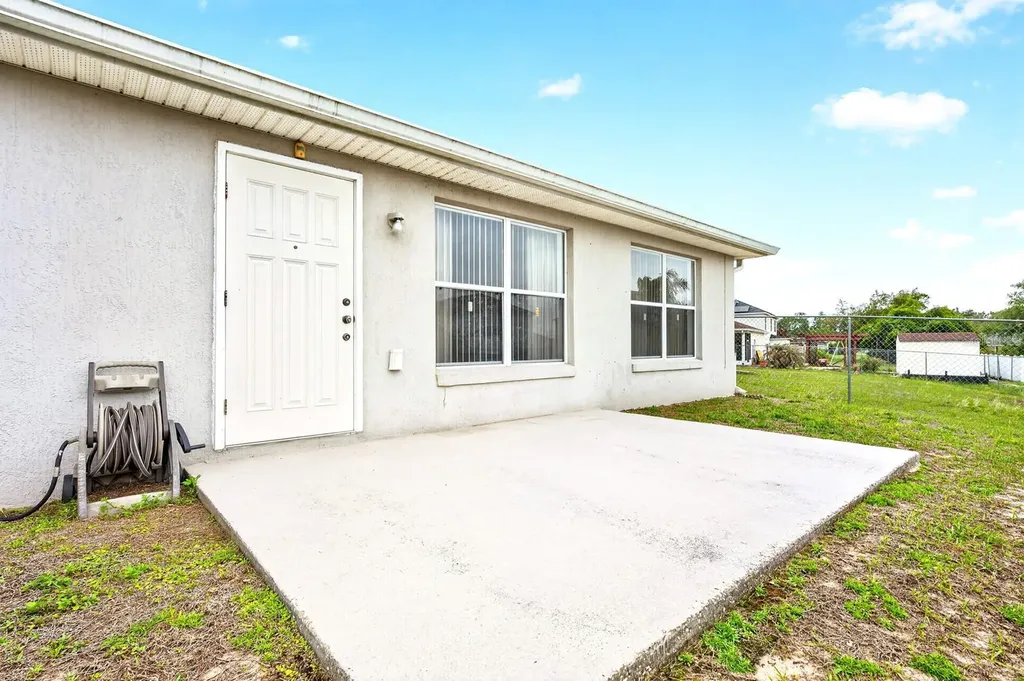 416 Lakeview Road Kissimmee FL 34759