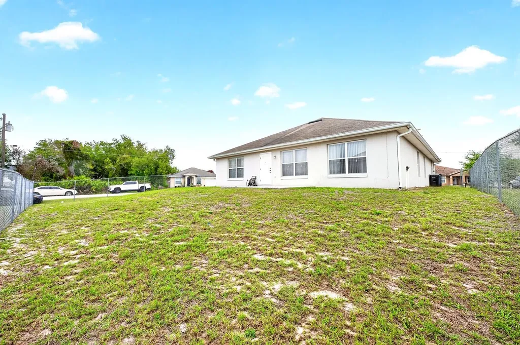 416 Lakeview Road Kissimmee FL 34759