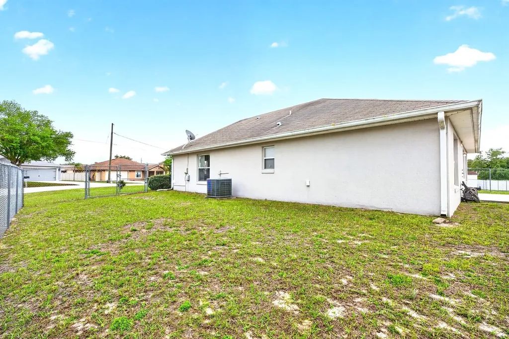 416 Lakeview Road Kissimmee FL 34759