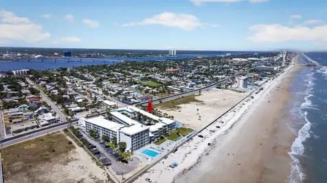 935 S Atlantic Avenue Daytona Beach FL 32118