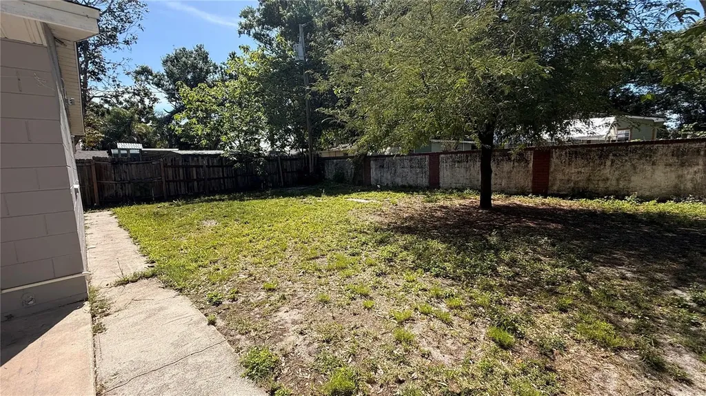 2658 61st Avenue N St Petersburg FL 33714