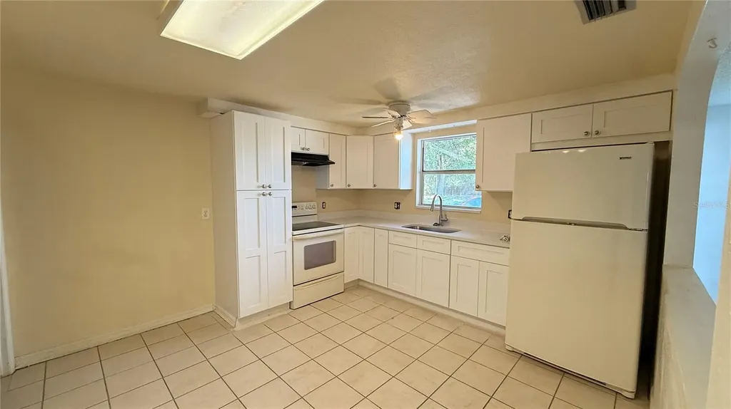 2658 61st Avenue N St Petersburg FL 33714