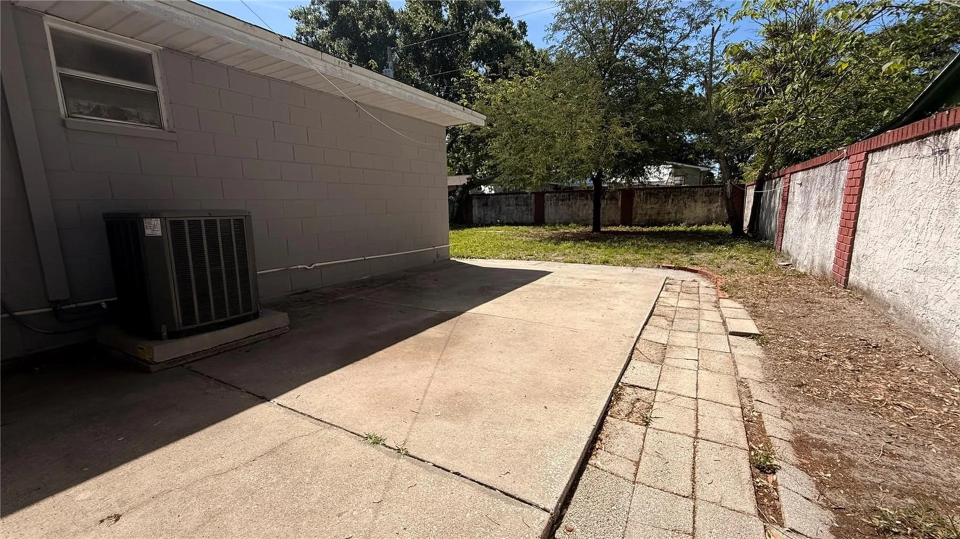 2658 61st Avenue N St Petersburg FL 33714