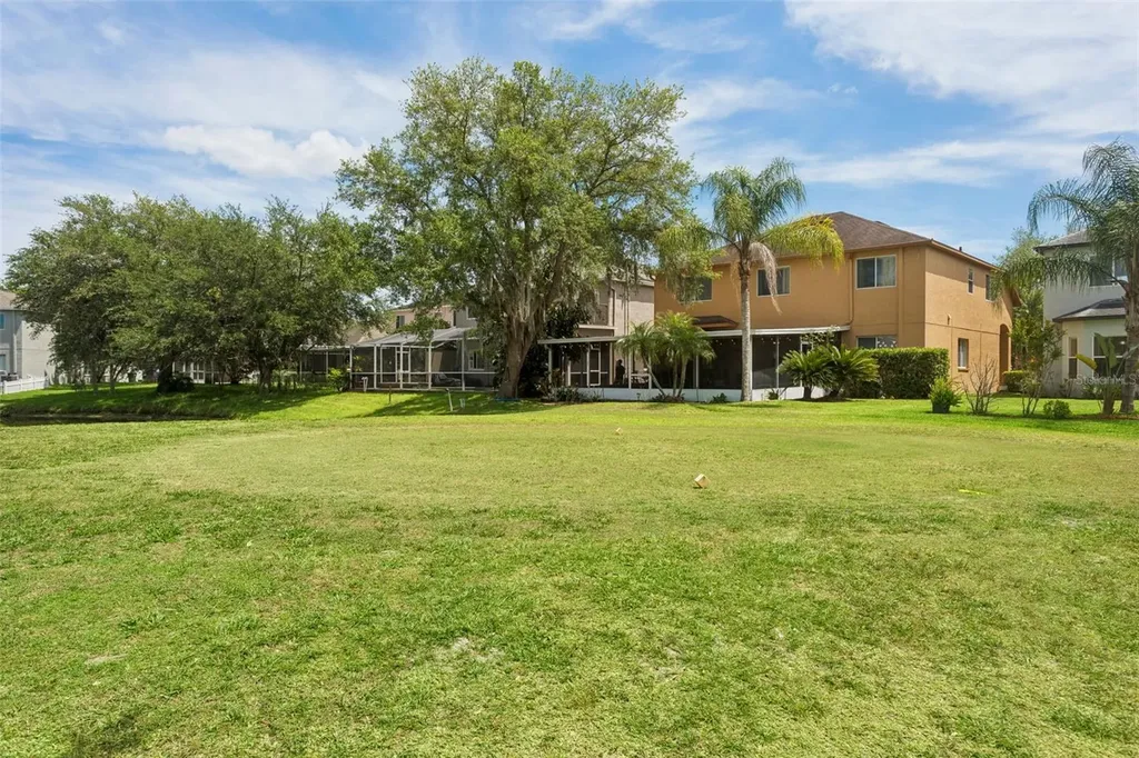 4211 Harbor Lake Drive Lutz FL 33558