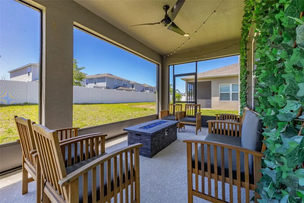 636 Bloom Terrace Davenport FL 33837