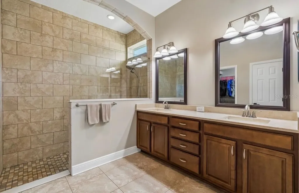 1927 Montgomery Bell Road Wesley Chapel FL 33543