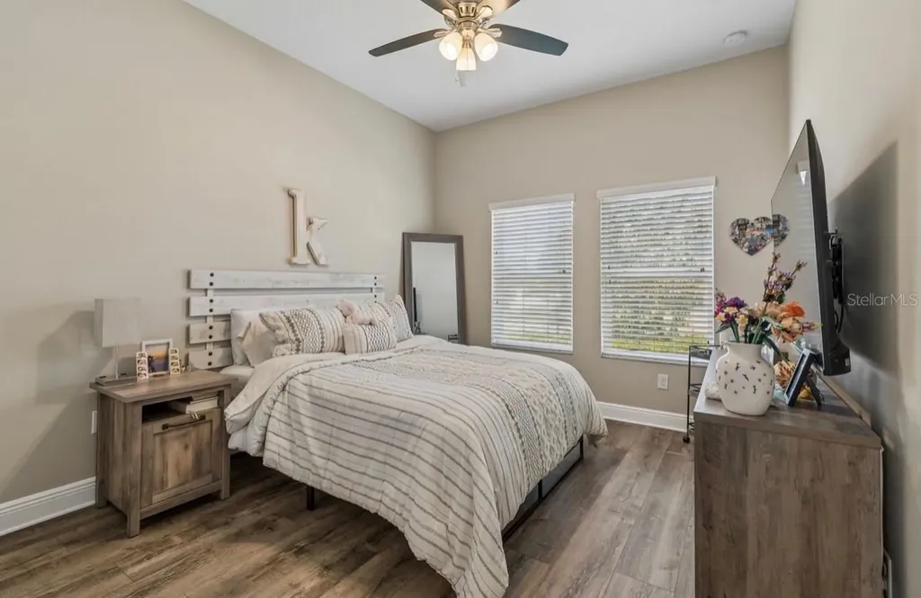 1927 Montgomery Bell Road Wesley Chapel FL 33543