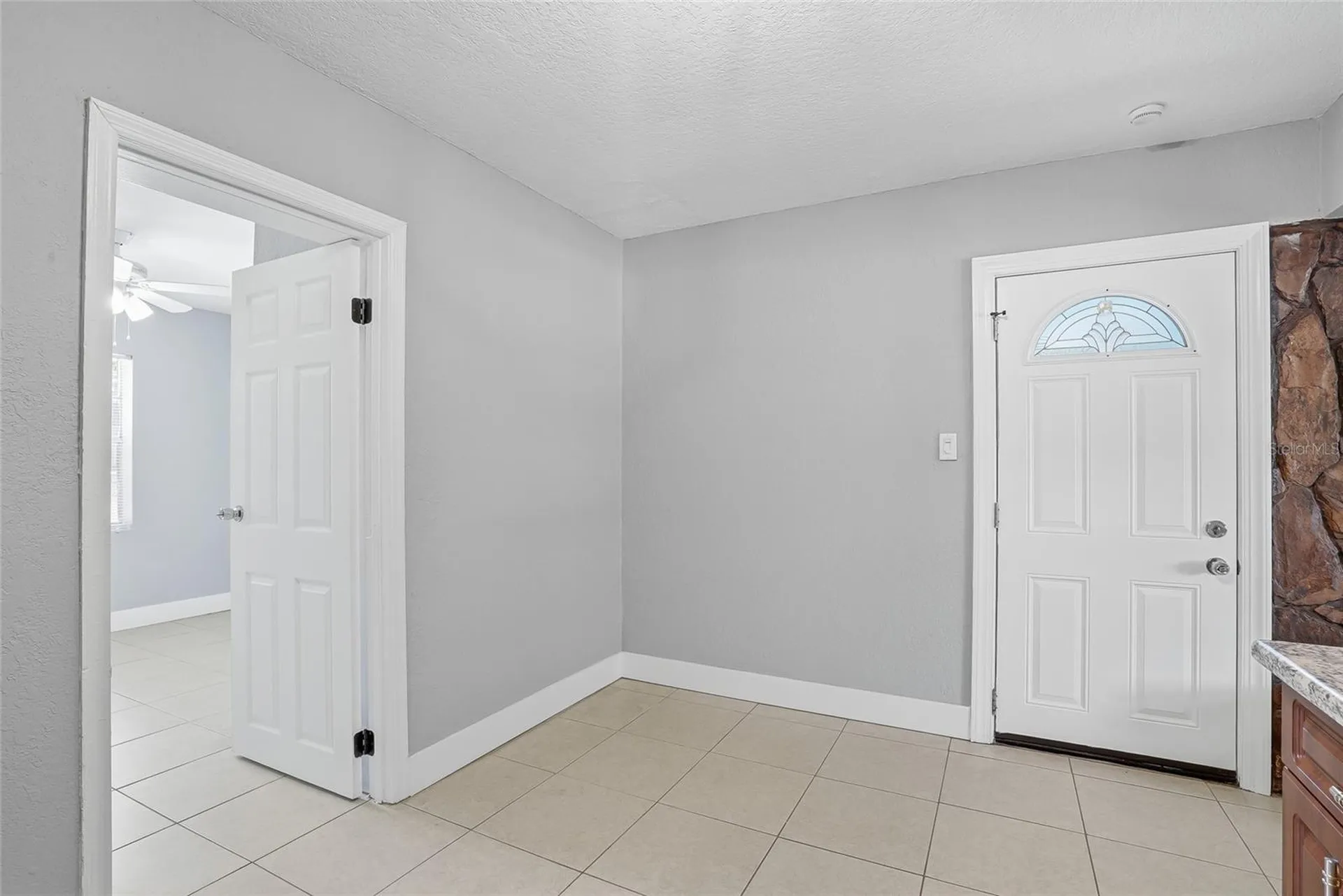 6712 River Road Tampa FL 33615