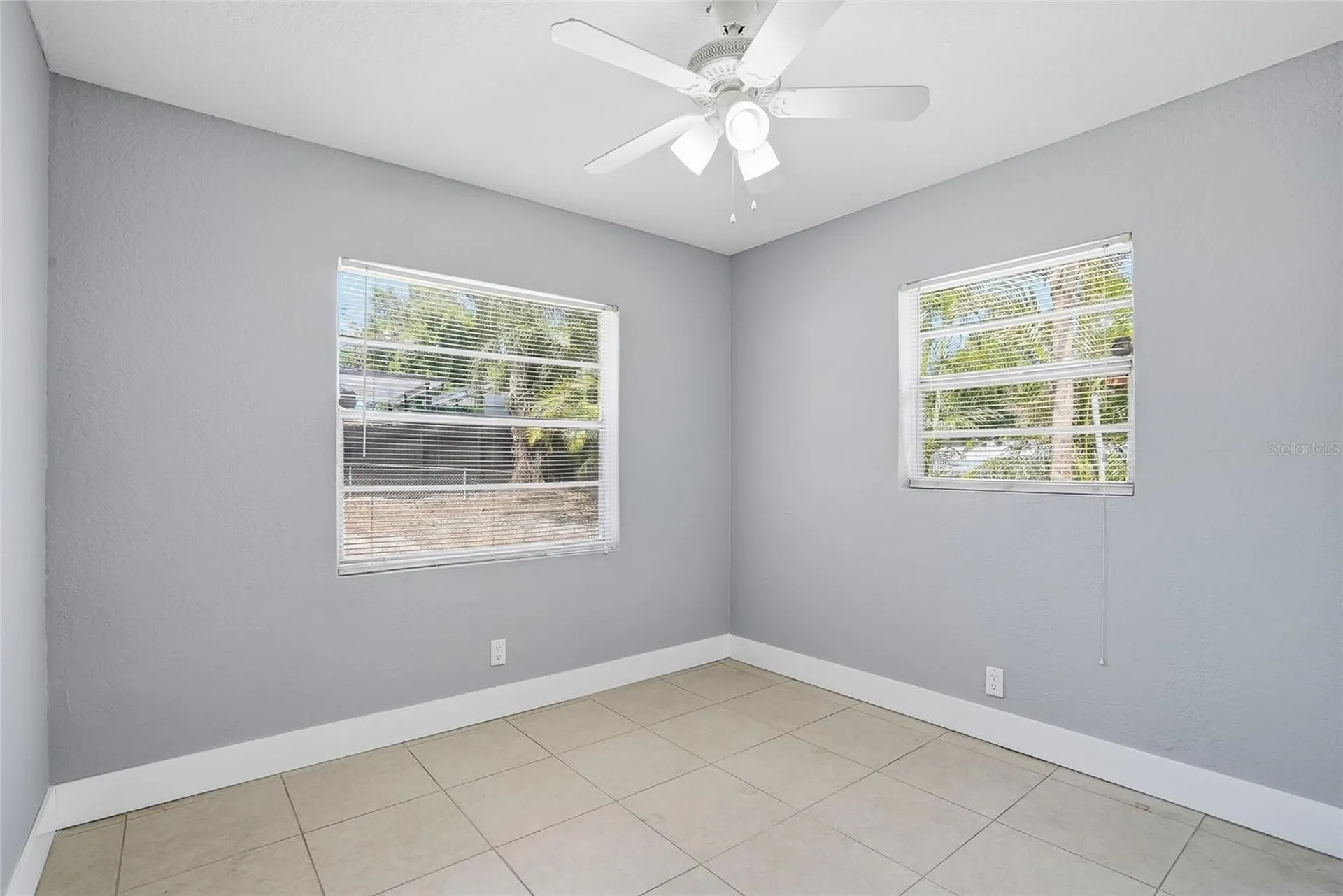 6712 River Road Tampa FL 33615
