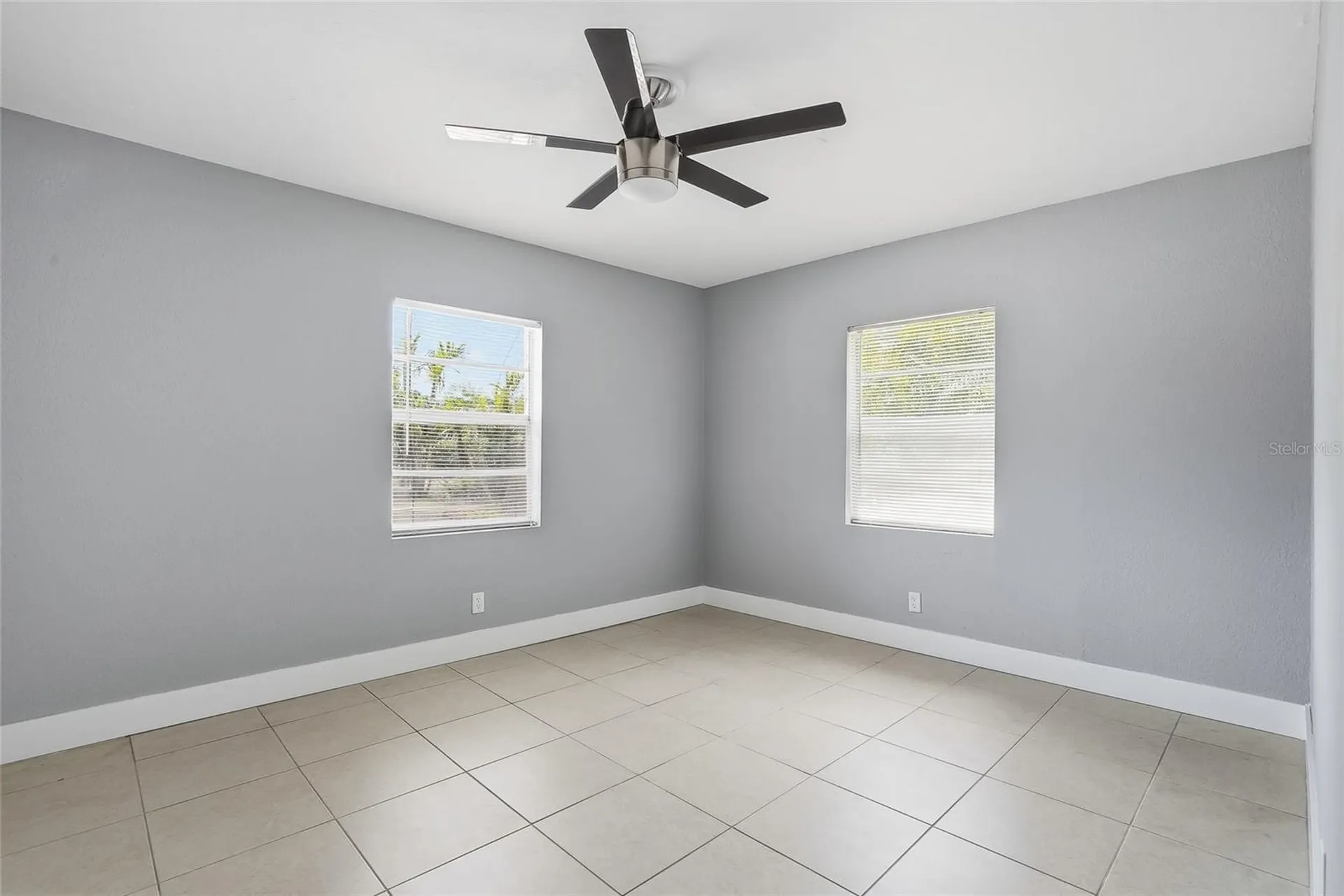 6712 River Road Tampa FL 33615