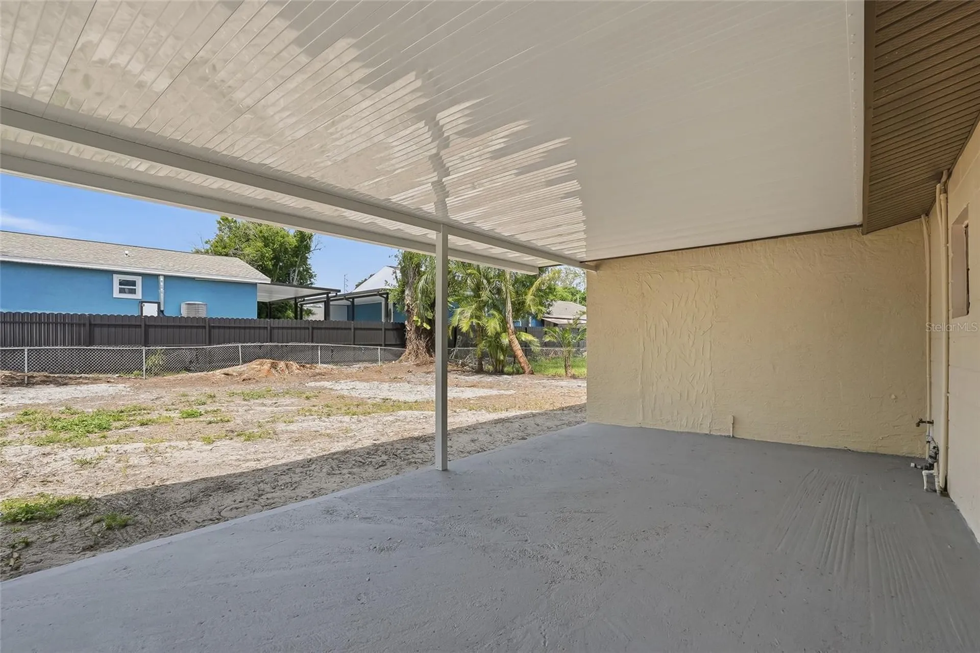 6712 River Road Tampa FL 33615