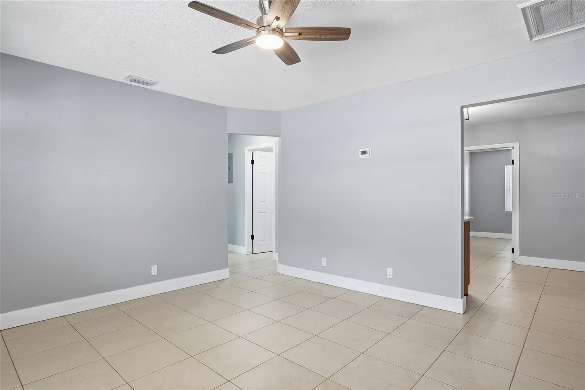 6712 River Road Tampa FL 33615