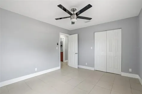 6712 River Road Tampa FL 33615