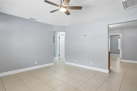 6712 River Road Tampa FL 33615