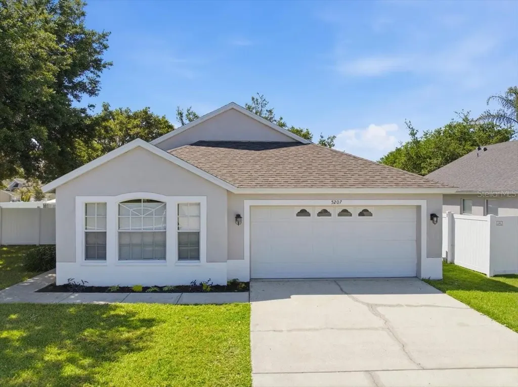 5207 New Savannah Circle Wesley Chapel FL 33545