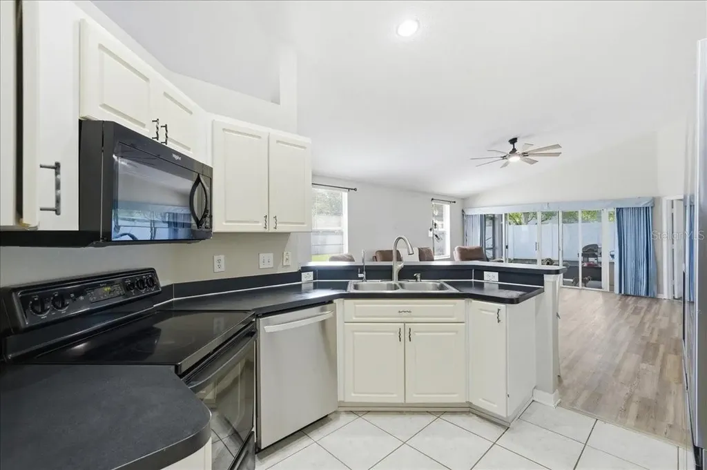 5207 New Savannah Circle Wesley Chapel FL 33545