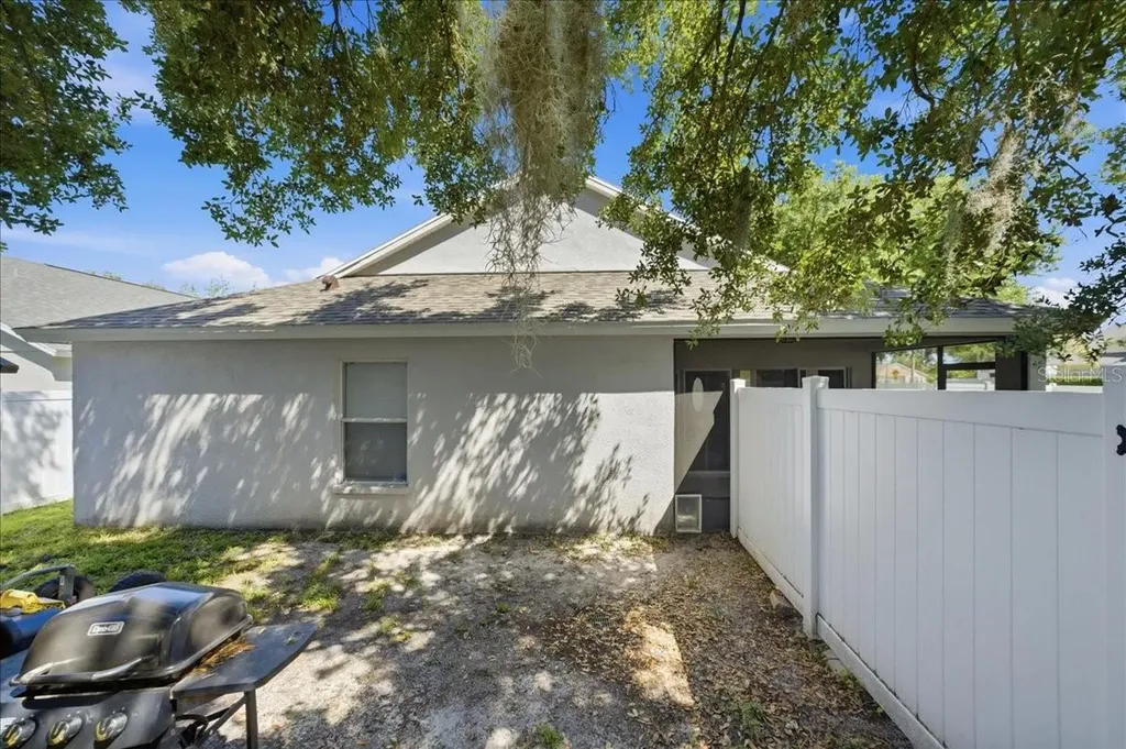 5207 New Savannah Circle Wesley Chapel FL 33545