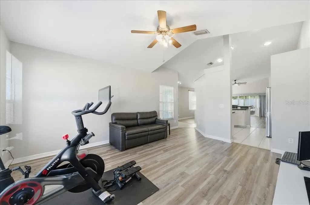5207 New Savannah Circle Wesley Chapel FL 33545