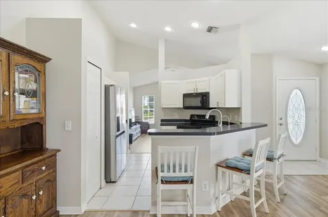 5207 New Savannah Circle Wesley Chapel FL 33545
