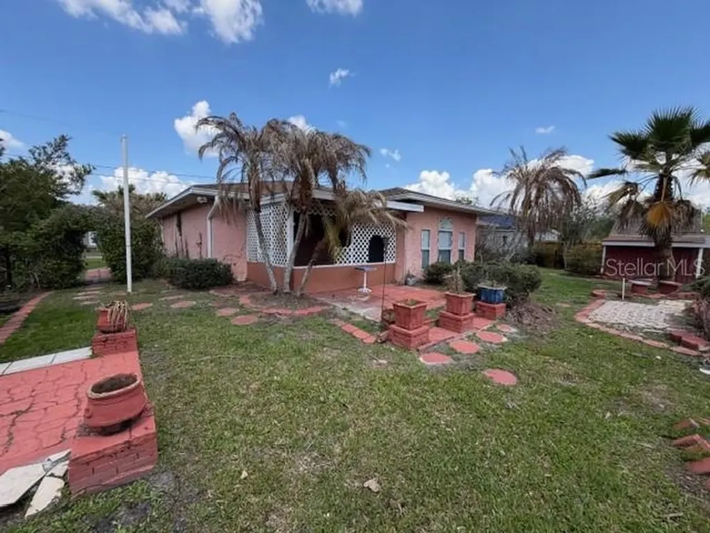 741 Parrot Court Kissimmee FL 34759