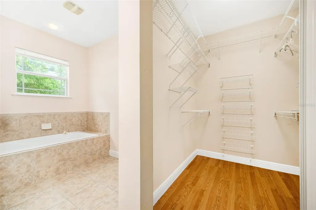 7486 SW 87th Terrace Gainesville FL 32608