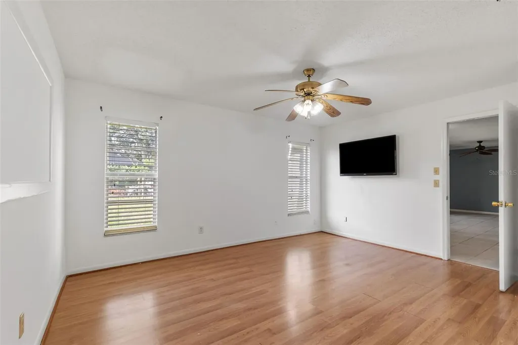 17635 Meadowbridge Drive Lutz FL 33549