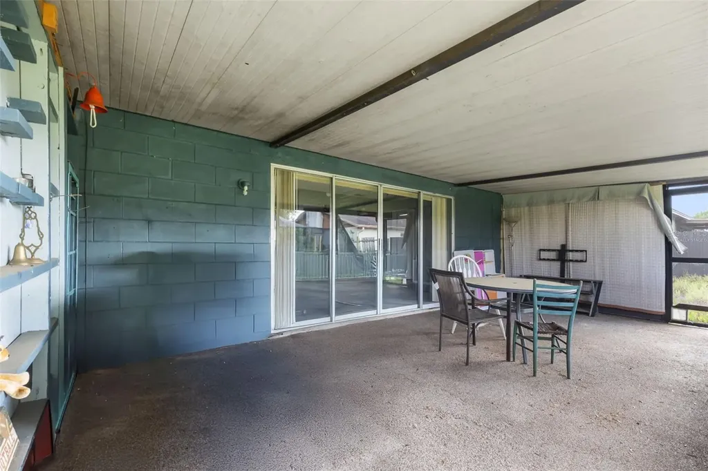 17635 Meadowbridge Drive Lutz FL 33549
