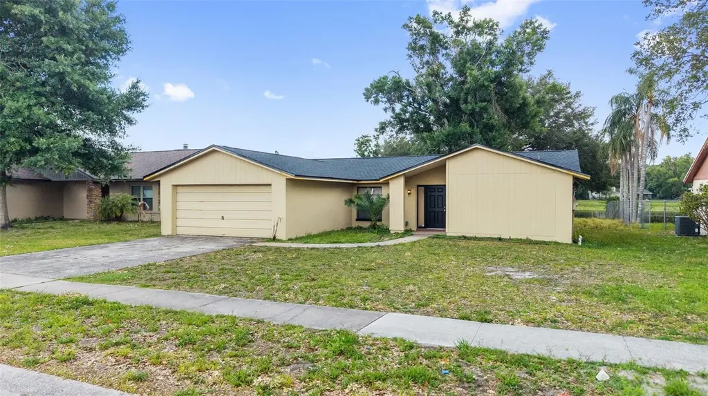 17635 Meadowbridge Drive Lutz FL 33549