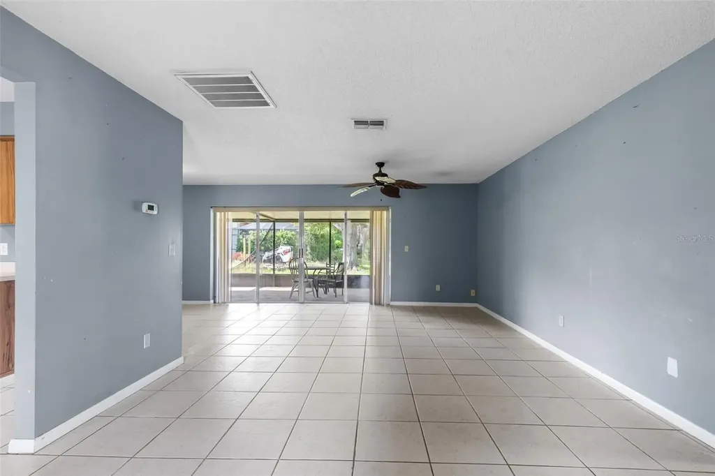 17635 Meadowbridge Drive Lutz FL 33549