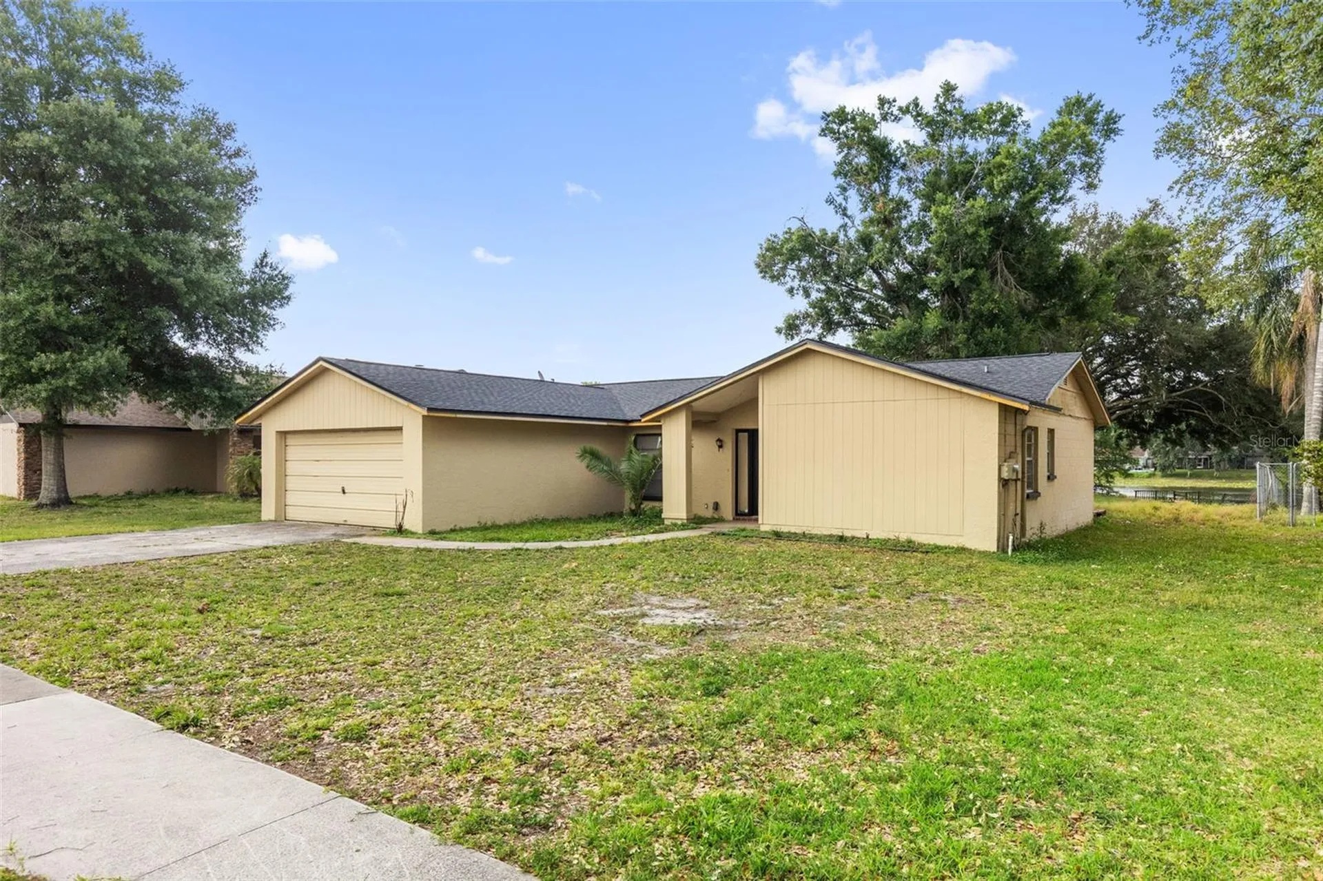 17635 Meadowbridge Drive Lutz FL 33549