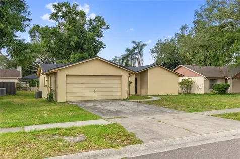 17635 Meadowbridge Drive Lutz FL 33549